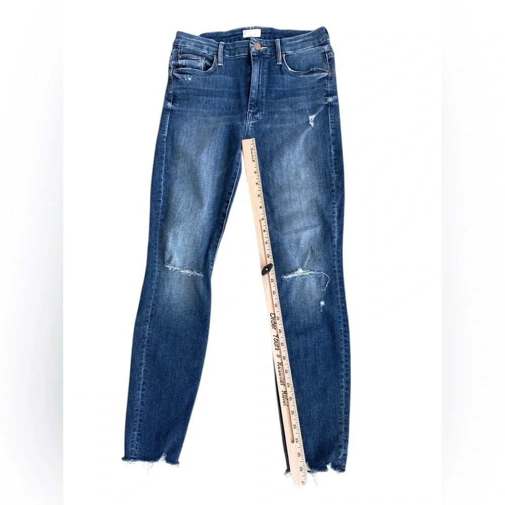 MOTHER High Waisted Looker Ankle Fray Jeans